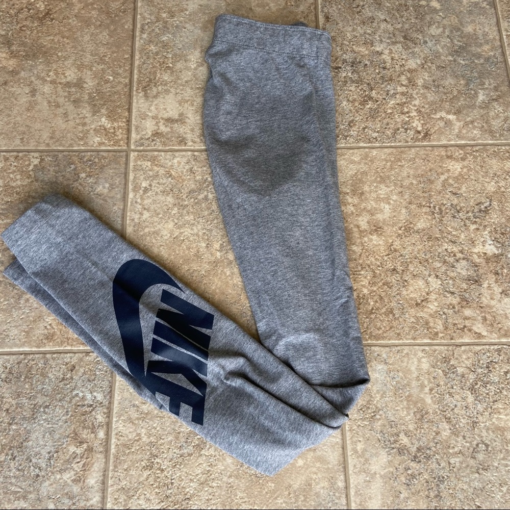 Nike leggings